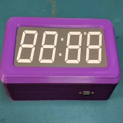 Simple Digital Wall Clock