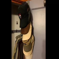 Hat rack