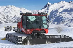 PISTENBULLY 100 Snowcat Rigged 3d model