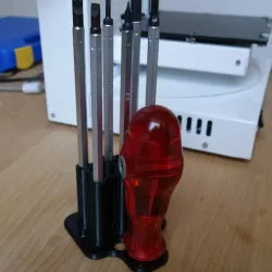 Tray for interchangeable screwdriver set