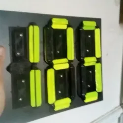 Bus Stopper Bus Number signalling manually re-settable plate for the blind