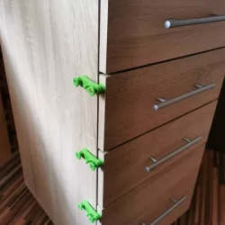 Child safety lock