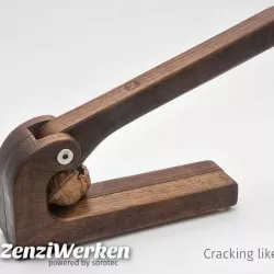 Cracking like Nuts (cnc)
