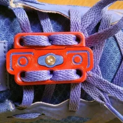 Durable magnetic shoelace locks