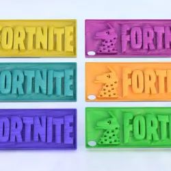 Fortnite Llama keychain