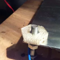 Hexagon grip for nuts