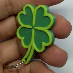 Keichain four-leaf clover
