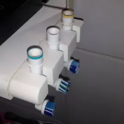 oral B toothBrush holder