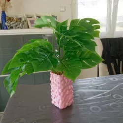 Rounded cloud vase