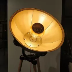 Big industial lamp. ikea bulb mount compatibile