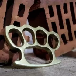 KNUCKELS-DUSTER