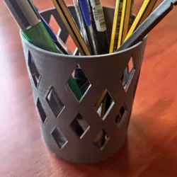Circular pencil with diamonds