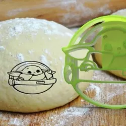 COOKIE CUT BABY YODA CRADLE