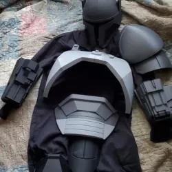 FULL MANDALORIAN HEAVY INFANTRY ARMOR MACHINE GUN AND JETPACK