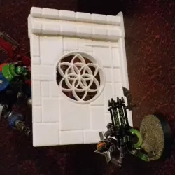 modular wall with rosette