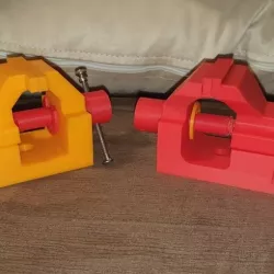 Small vice