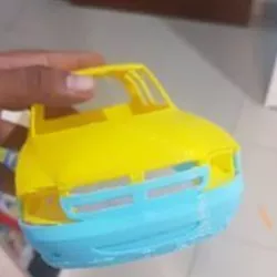 SUV Ext. CAB 2000 model
