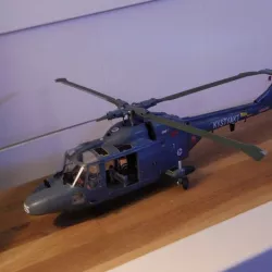 Conversion kit for making a flyable Revell 1:32 Westland Lynx kit.