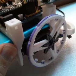 Dasaki SGLP (super-grip + loose-proof) servo robot wheel