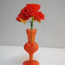 Heart vase