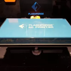 New way to fix a glass bed to a Creator Pro?