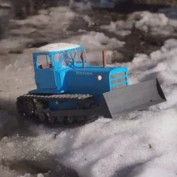 RC Soviet tractor DT-75 Kazakhstan (1\10 scale)