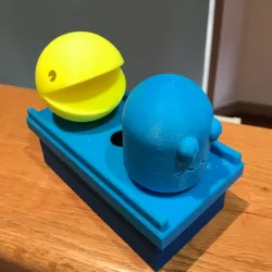Retro game night light - Pac man and ghost