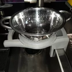 The Sinky Dinky (sink colander drainer)