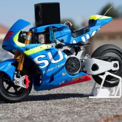 2016 Suzuki GSX-RR 1:8 Racing RC MotoGP Version 2