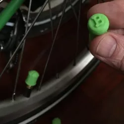 Brompton logo tap