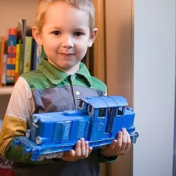 Diesel-01 locomotive model that fits popular tracks