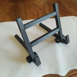 Foldable shelf support