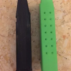 G17 MAGAZINE AND MAG HOLE (Replica Projects)
