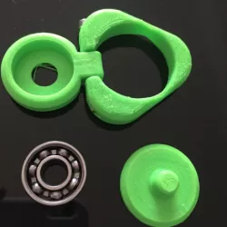 Phone fidget spinner