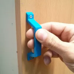 Pull handle for cabinet doors and drawers (from CAD to 3D-printed model in 30 minutes)