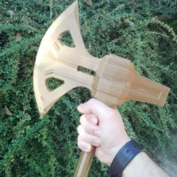 Skyrim dwarven one hand axe , 3d printable version for cosplay and props