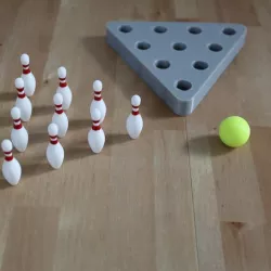 Table Bowling with 3D models from the game Bowling Online 2