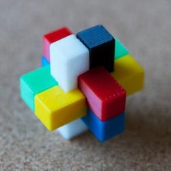 BURR PUZZLE 6 PIECES SOLUTION - PLASTIC COLORS VERSION 