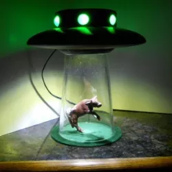 alien abduction lamp