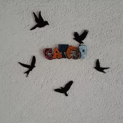 bird figurines