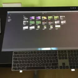 Cintiq 27QHD bottom keyboard stand