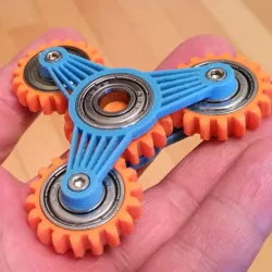 Gear spinner