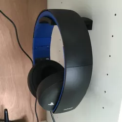 Headphones holder