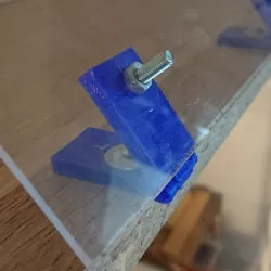 Hinge / hinge