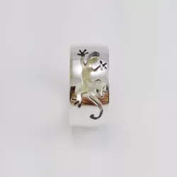 Lizard ring