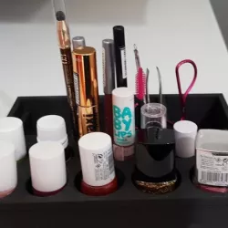 Makeup organizer