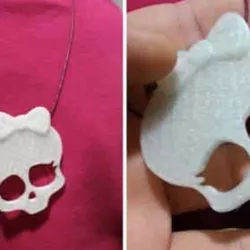 Monsters high skull pendant