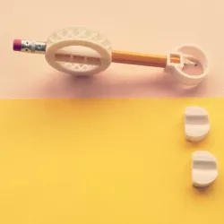 Pencil Catapult (DESKTOP TOYS III)