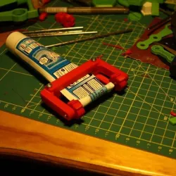 Toothpaste extractor