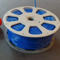 3D-printable split filament spool with threaded joint (135 mm)